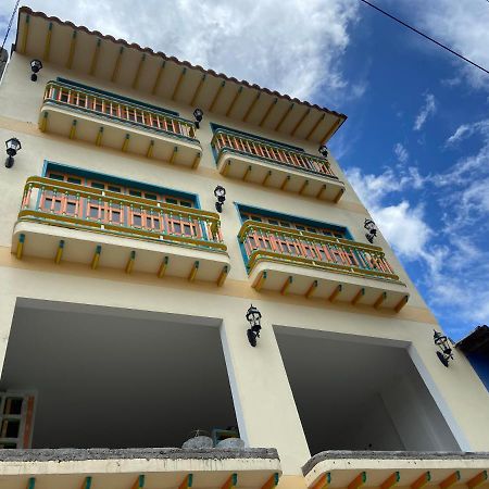 Balcones De La Pradera By Hope Lägenhet Guatapé Exteriör bild